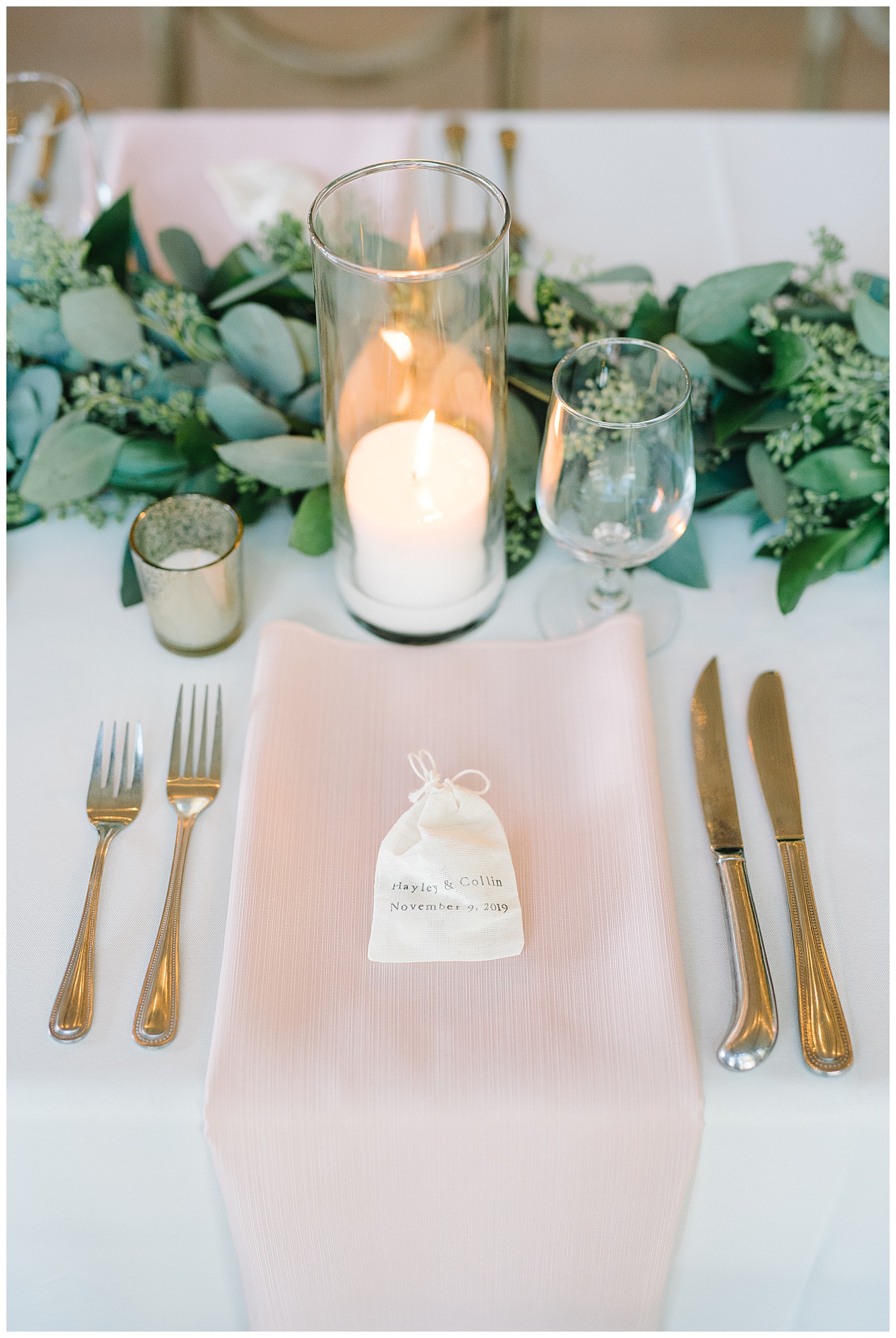 table setting charleston wedding