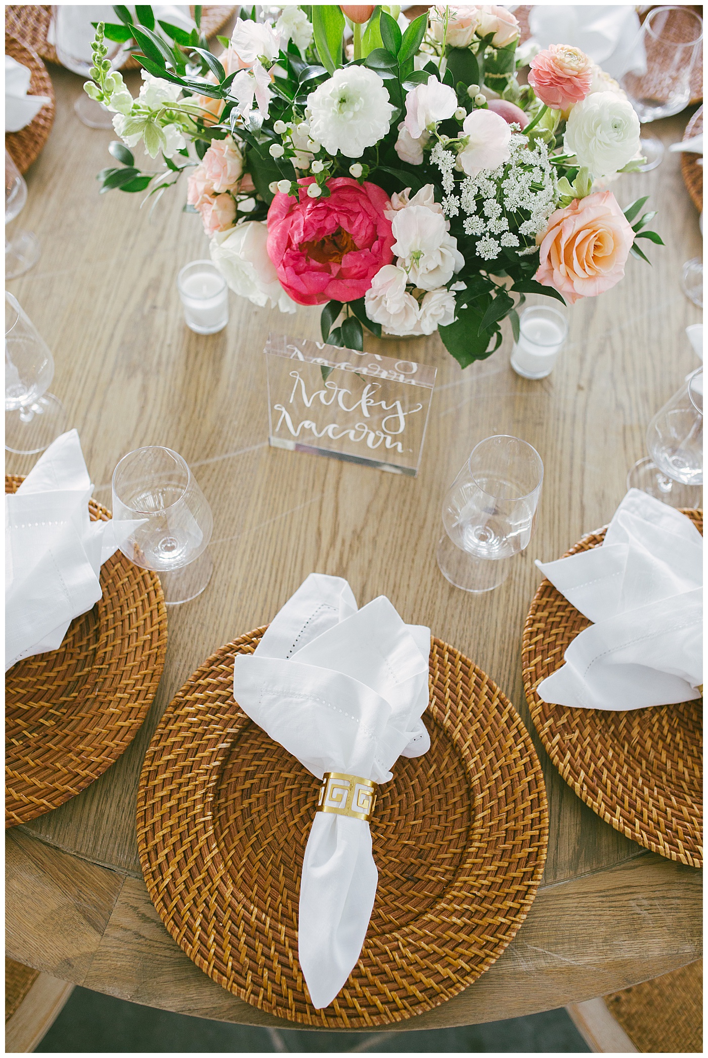 reception table setting 