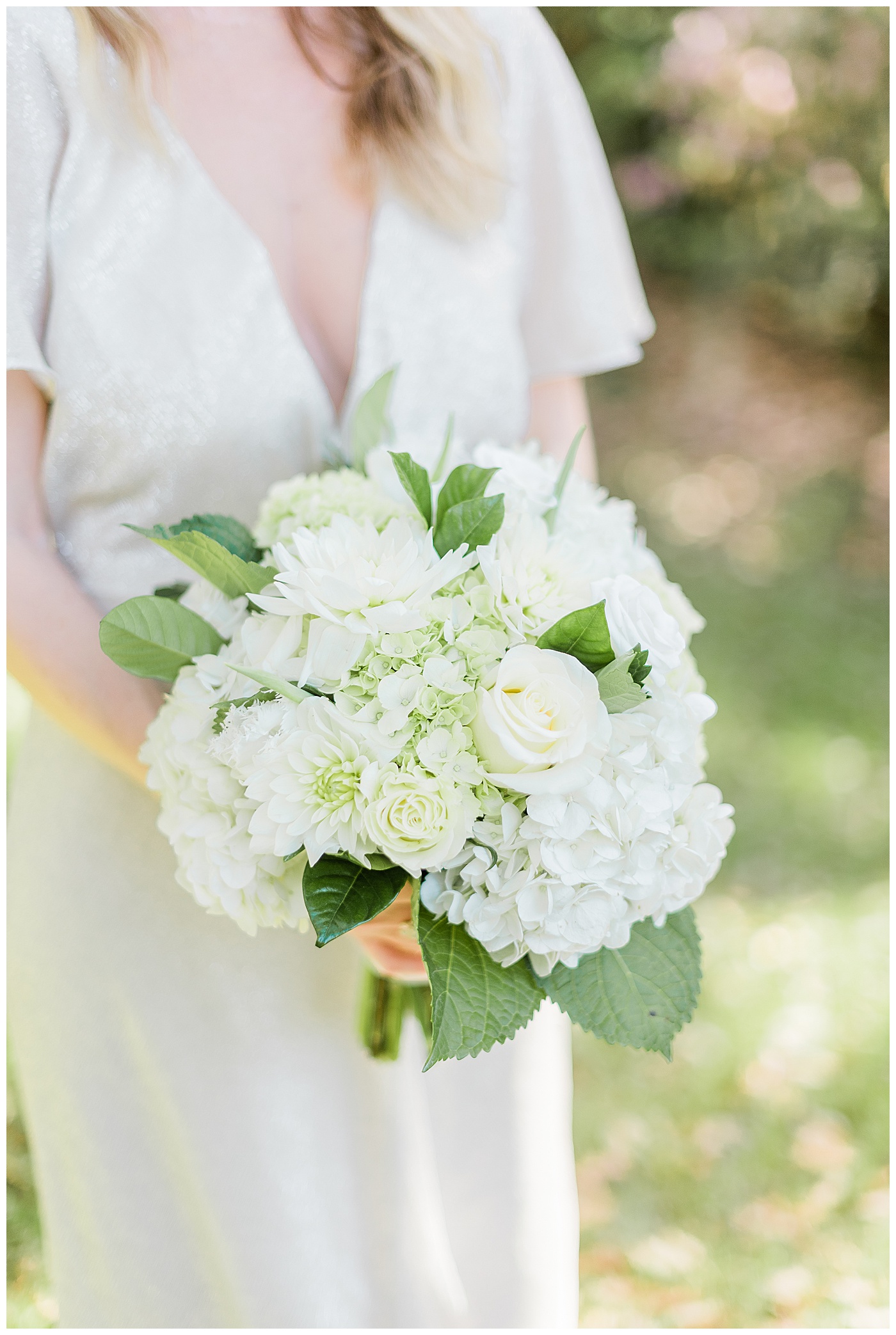 elegant bridal bouquet