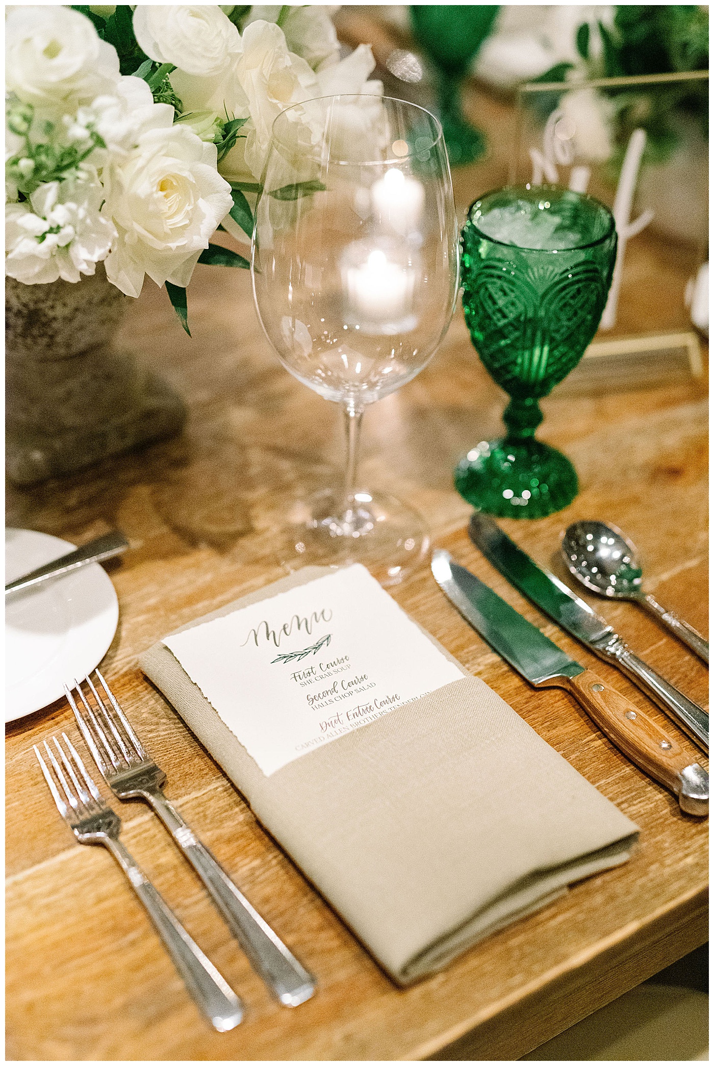 rehearsal dinner table setting